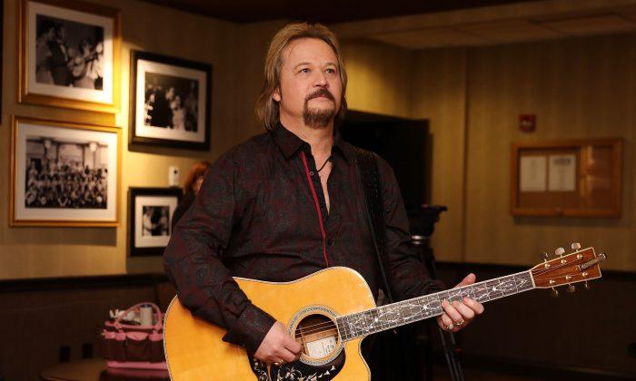 Travis Tritt Cancels Concerts at Venues With Vaccine Requirements