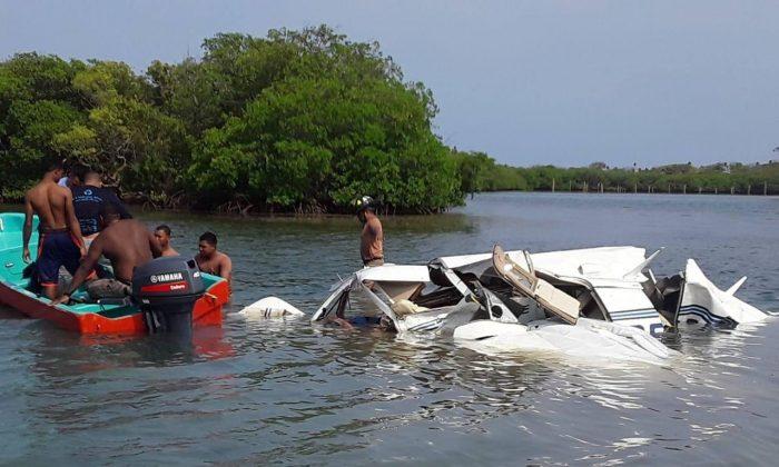 Plane Crashes Into Sea Near Honduras, 5 Tourists Killed