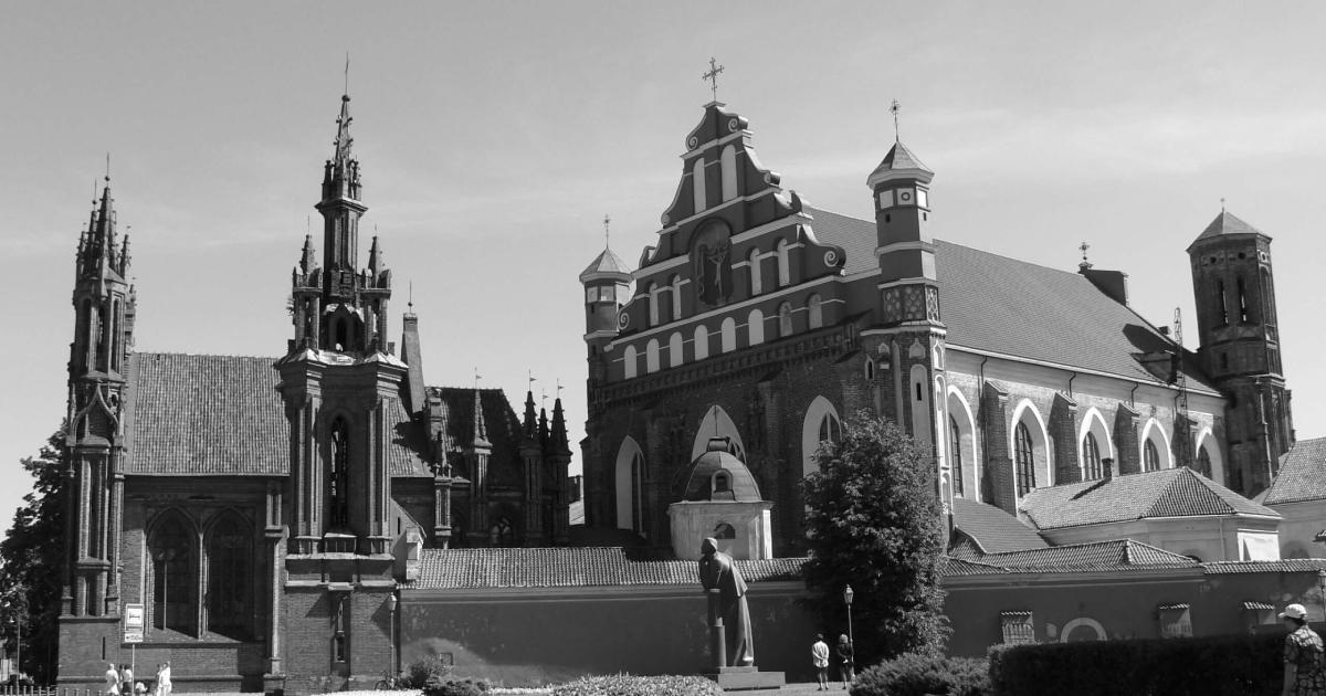 University Student Viktoria Grinkevich Falls to Her Death After Trying to Take Selfie