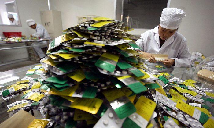 China’s Retaliatory Tariffs on US-Made Drugs, Medical Equipment Spark Complaints by Netizens