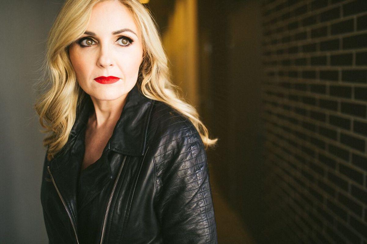 Back Off: Surviving and Combating Stalking and Cyberstalking