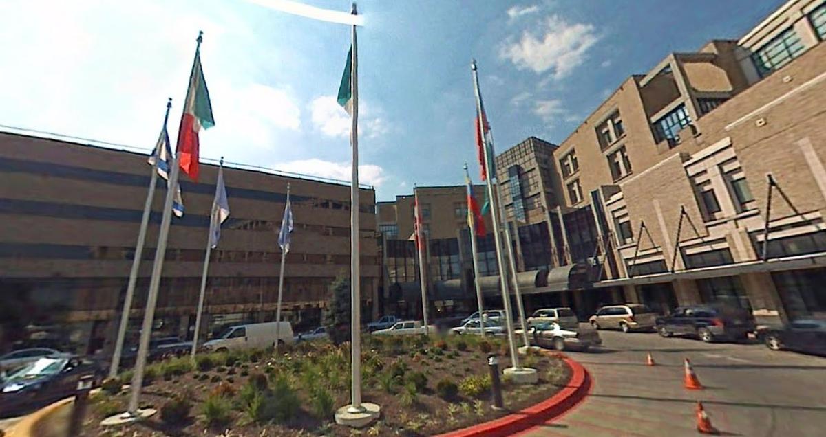 Missouri Mom Battling Infection Loses All 10 Toes, Hand, Fingers