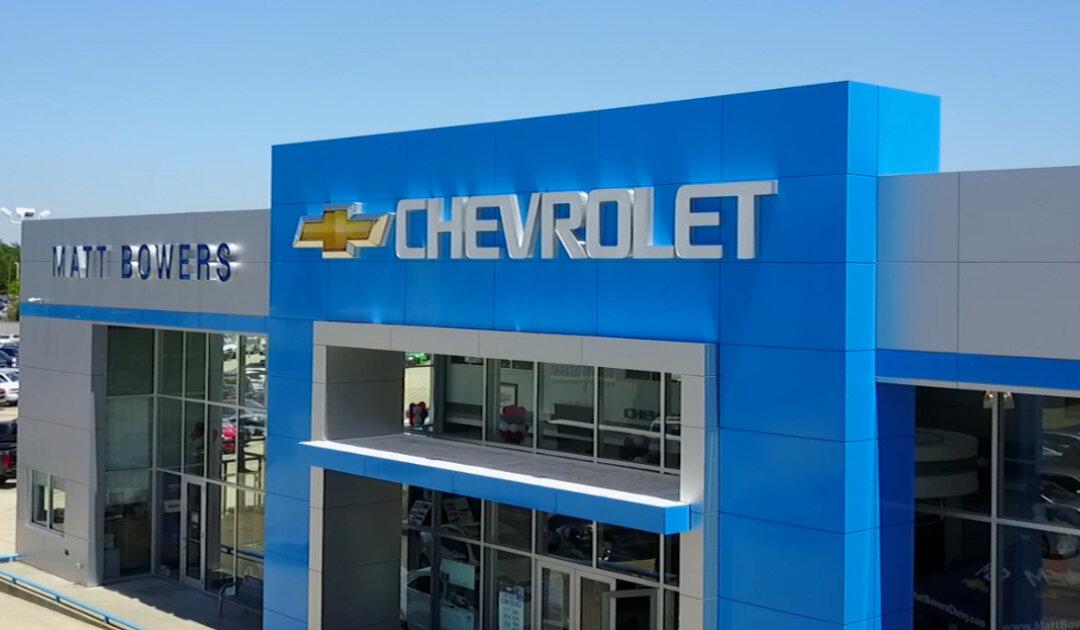 Walmart Employee Offered Free Car After Revealing She Walks 6 Miles to Work Because It’s a Blessing