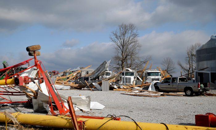 Violent Tornadoes Kill 3 in Missouri as Oklahoma Faces Flooding Rivers