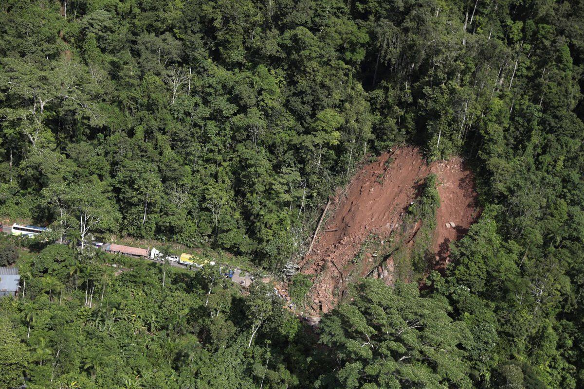 An aerial view shows a landslide caused by a quake in Yurimaguas, Peru, on May 26, 2019. (Guadalupe Pardo/Pool Photo via AP)