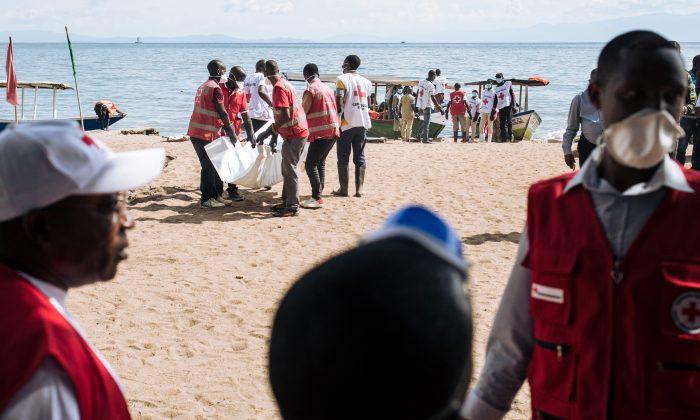 30 Dead, More Than 150 Missing After Boat Sinks on Congo Lake
