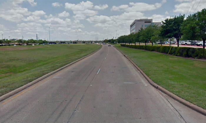Man Runs Out of Gas on Texas Parkway and Dies Moments Later