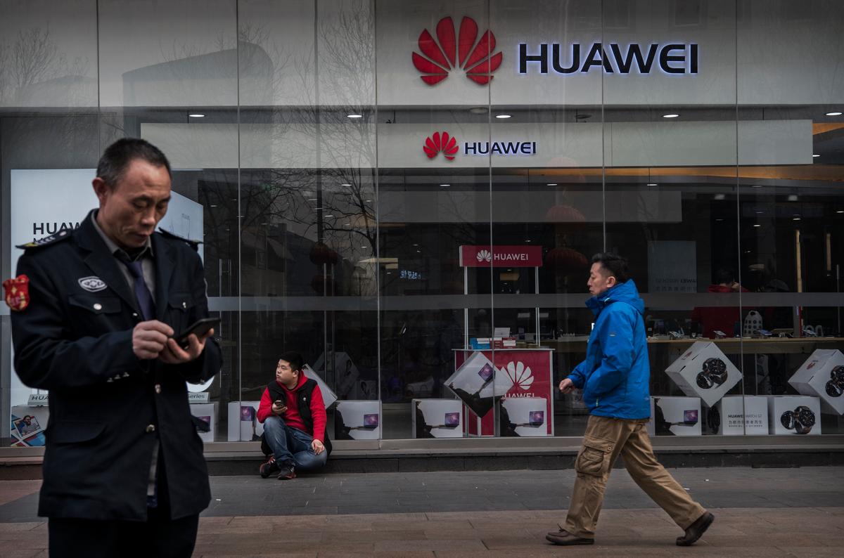 A Huawei store in Beijing, China, on Jan. 29, 2019. (Kevin Frayer/Getty Images)