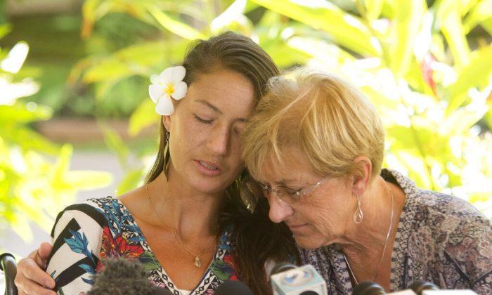 Hawaii Woman Fell to Ground Bawling When Found in Forest