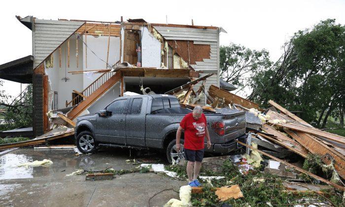Indiana Family Loses Home to Tornado but Finds Bible Intact