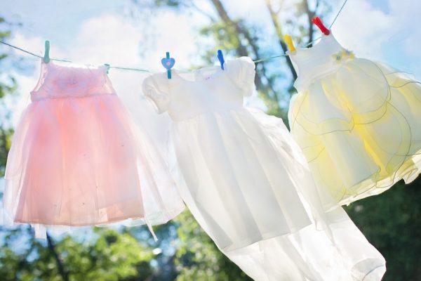 clothesline_little_girl_dresses_laundry_hang_clothing_girl_clean_airy-719721 (1)