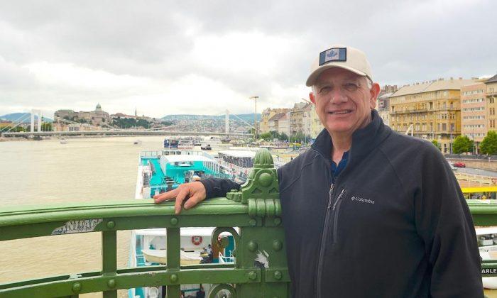 Canadian Tourist Recounts Aftermath of Boat Collision on the Danube