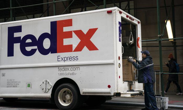 Beijing Investigates FedEx After Huawei Complains of Diverted Packages