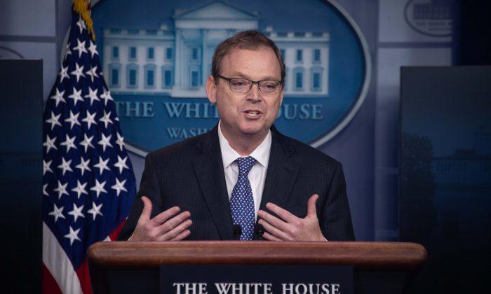 White House Economic Adviser Kevin Hassett to Leave Post, Trump Says