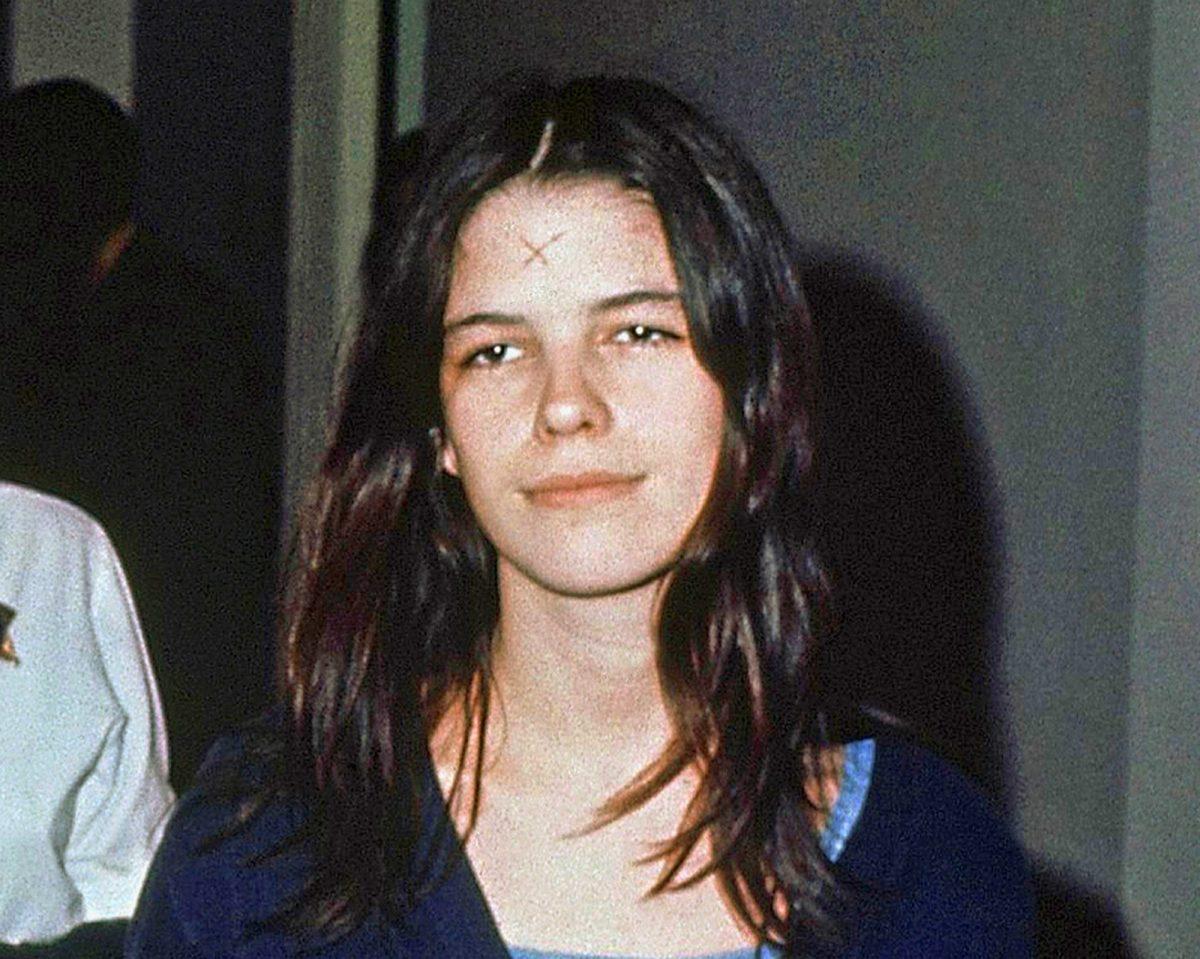 Leslie Van Houten in a Los Angeles lockup on March 29, 1971. (AP Photo)