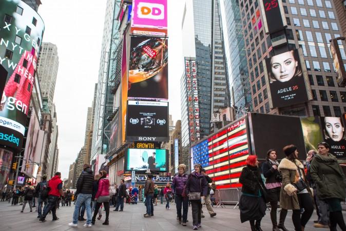 Man Arrested After Police Say He Was Plotting to Throw Grenades at People in Times Square
