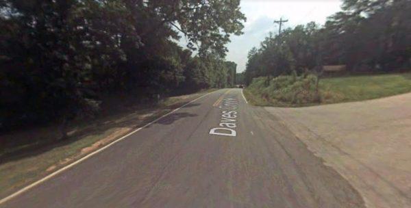 A Google Street View photo shows the area where the child was discovered (Google Street View)