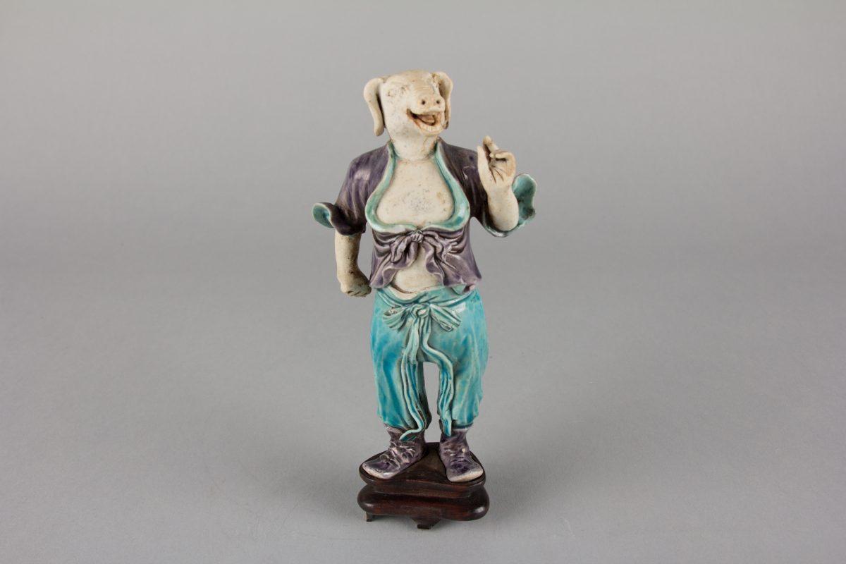 A 6-inch-tall Qing Dynasty porcelain figure of the Pig. Gift of Birgit and Peter Morse, in memory of Betty and Sydney Morse, 1992. (The Metropolitan Museum of Art)