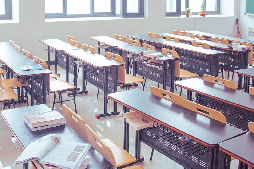 Thousands Stumped by Simple Math Problem, Goes Viral