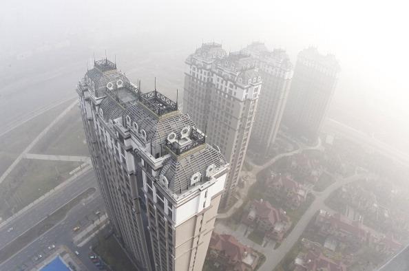 Building surrounded by smog in Harbin. (STR/AFP/Getty Images)