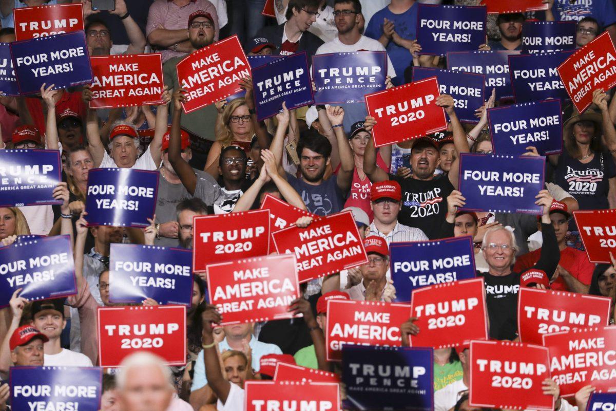 The audience at President Donald Trump’s 2020 re-election event in Orlando, Fla., on June 18, 2019. (Charlotte Cuthbertson/The Epoch Times)