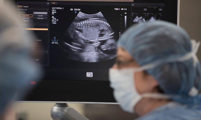 Clinic Performs Surgery On Fetus Inside Mother’s Womb, Repairs Spinal Cord Defect