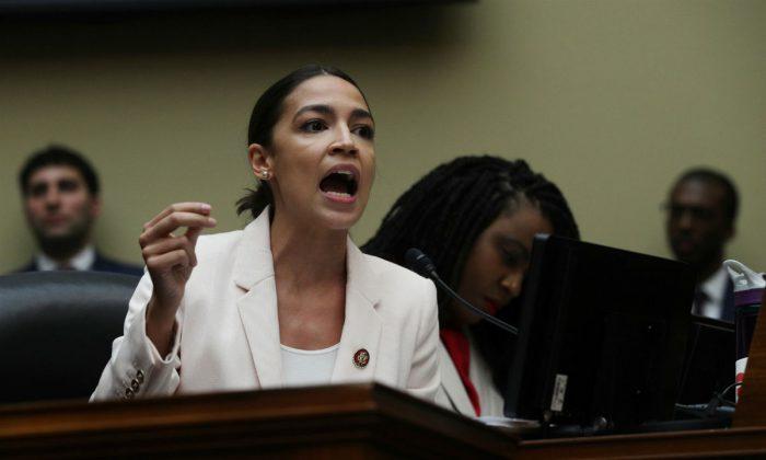 Ocasio-Cortez to Be Sued for Blocking Users on Twitter After Appeal Court Decision on Trump