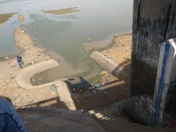 This picture is of Sarvatheertha lake, in Kanchipuram municipality, Tamil Nadu. (Apoorva Jayachandran/Twitter)