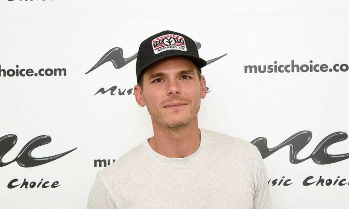 Granger Smith Shares Details of Son’s Drowning in Emotional Video