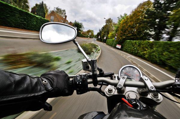 Stock image of a motorcyclist. (Christels/Pixabay)