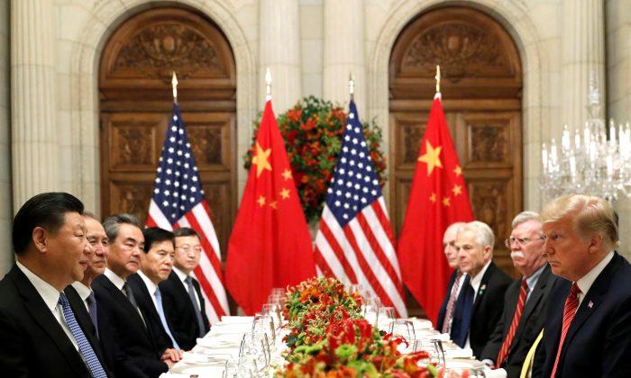 US Hopes to Re-launch China Trade Talks, Won’t Accept Conditions on Tariffs: Official