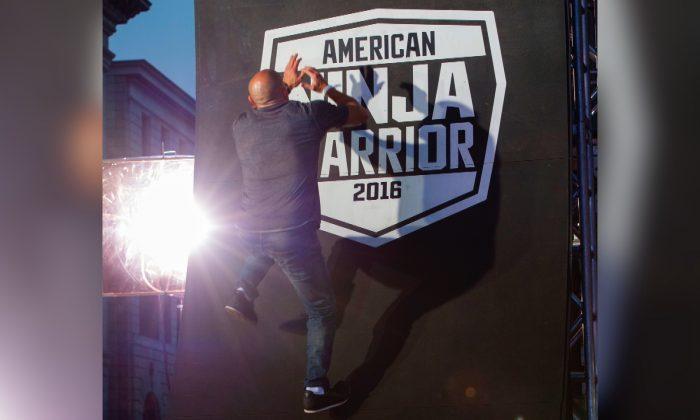 Washington Woman Makes History as First Mother to Complete ‘American Ninja Warrior’ Obstacle Course