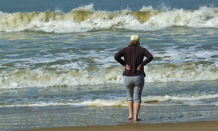 Woman Says She Got Flesh-Eating Bacteria From Florida Beach