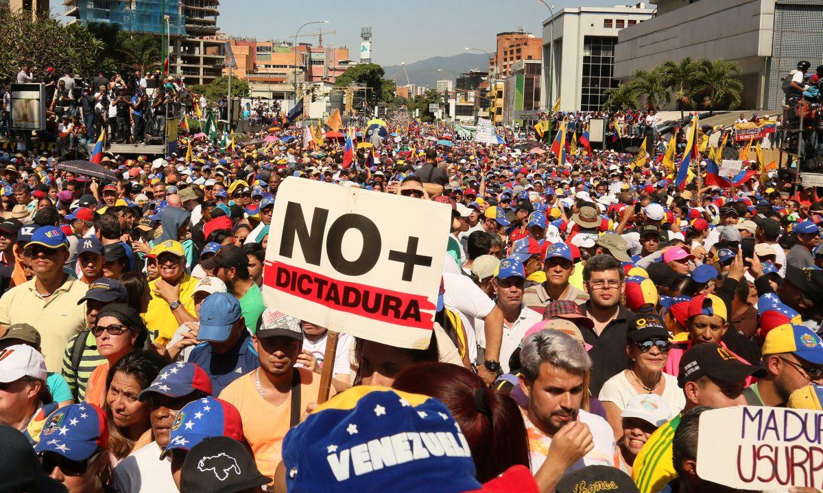 Demonstrators protest against the government of Nicolás Maduro on the main avenue of Las Mercedes, municipality of Baruta, in Caracas, Venezuela, on Feb. 2, 2019. Edilzon Gamez/Getty Images