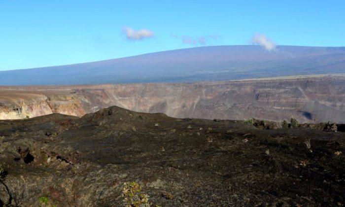 Residents of Hawaii’s Big Island Urged to Prepare as Active Volcano Displays Increased Seismic Activity