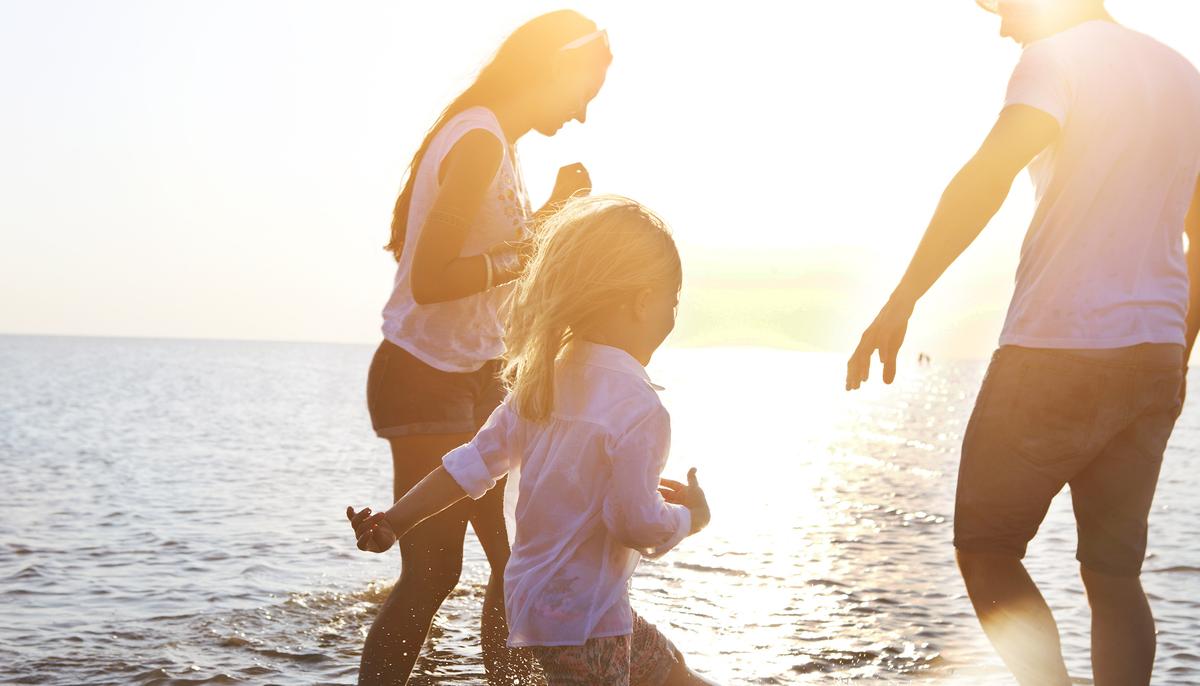 Girl Given 135 Days to Live, Then Family Makes Heartbreaking Discovery in Her Dresser