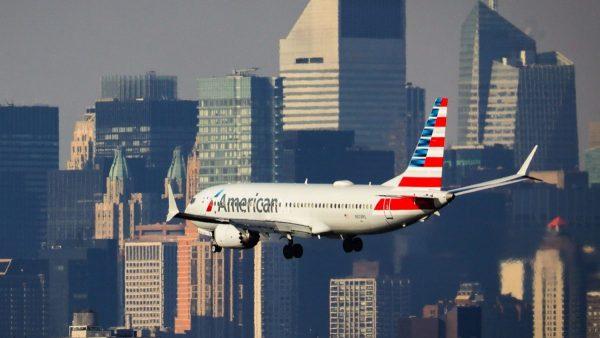 An American Airlines Boeing 737 Max 8, on a flight from Miami to N.Y.C., lands at LaGuardia Airport in the Queens borough of N.Y.C., on March 11, 2019. (Drew Angerer/Getty Images)