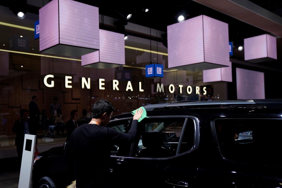 A General Motors sign is seen during the China International Import Expo (CIIE), at the National Exhibition and Convention Center in Shanghai, China on Nov. 6, 2018. (Aly Song/Reuters_
