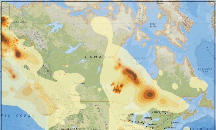 Forest Fire Prompts Full Evacuation of Pikangikum First Nation in Ontario