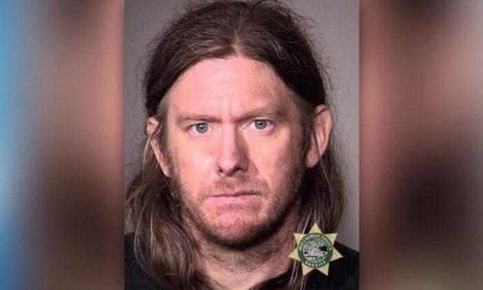 Oregon Man Allegedly Brings Cat to a Break-In, Dresses in Owner’s Onesie