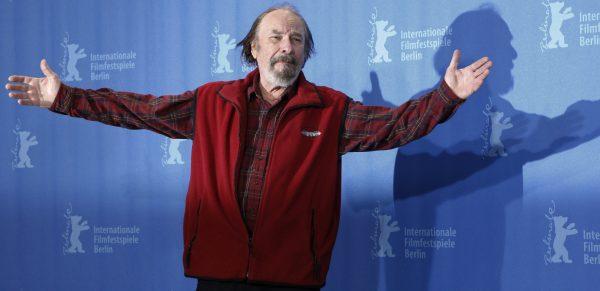 U.S. actor Rip Torn poses during a photo call for the competition movie "Happy Tears," at the Berlinale in Berlin on Feb. 11, 2009. (Markus Schreiber/File Photo via AP)