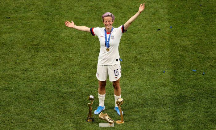 US Women’s Soccer Team Captain Megan Rapinoe Felt ‘Pride’ While Kneeling During Anthem