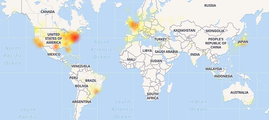 A map shows the outage around the world (Downdetector)