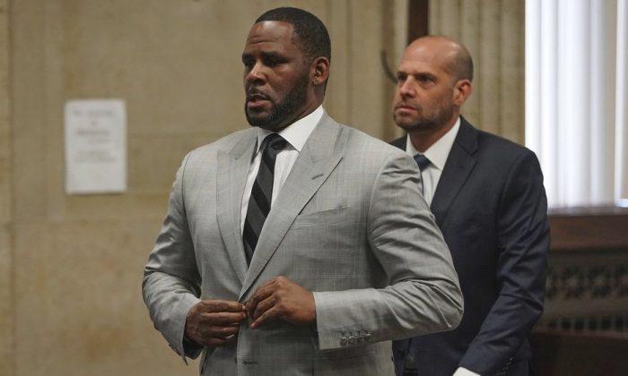 R. Kelly Arrested on Federal Sex Crimes Charges