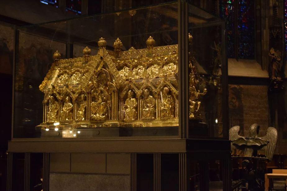 <span style="color: #000000;">The Shrine of Charlemagne. (Catherine Yang/The Epoch Times)</span>