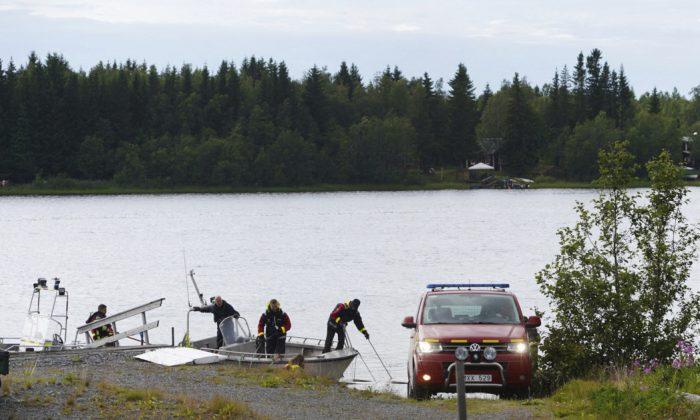Small Plane Carrying Parachutists Crashes in Sweden, 9 Dead