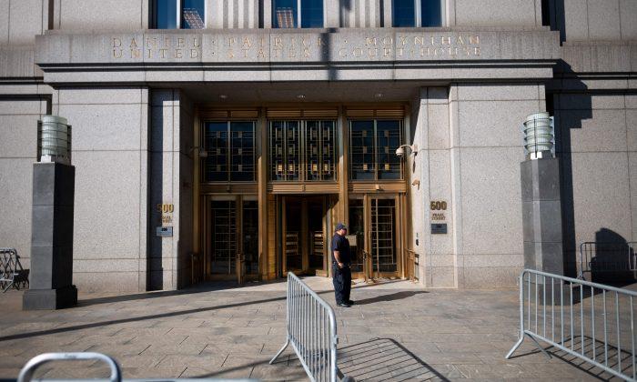 Epstein Had Cash, Diamonds, Foreign Passport in Locked Safe, Prosecutors Say