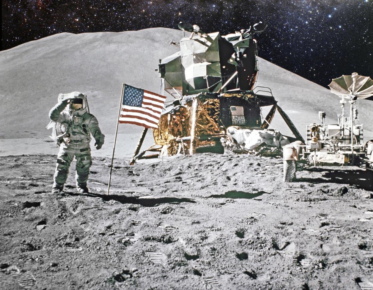 Apollo 11 astronauts planting the U.S. flag on the moon, July 20, 1969. (©Shutterstock | <a href="https://www.shutterstock.com/image-photo/astronaut-on-lunar-moon-landing-mission-285636983?studio=1">Castleski</a>)