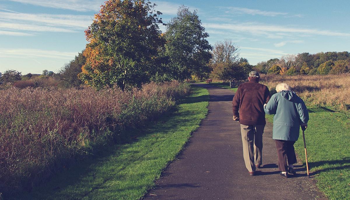 100, 102-Year-Old Couple in Same Care Facility Tie the Knot & Reveal How They Keep the Spark Alive