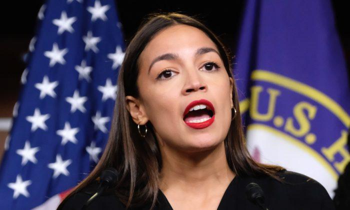 First Amendment Group Urges Ocasio-Cortez to Unblock Twitter Users